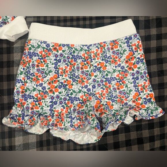 Janie and Jack Floral Matching Set French Terry Shorts and sweatshirt Size 5 - Picture 4 of 6